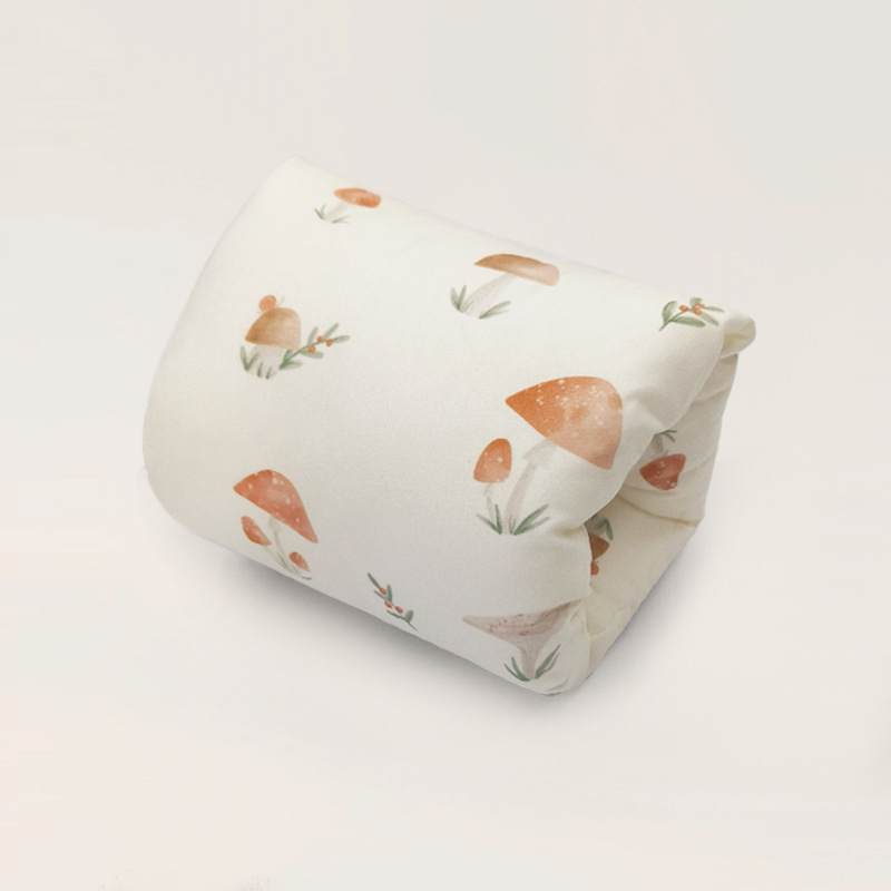 Žindymo pagalvė – apvalios formos, poliesterio užpildas, tinkama visiems etapams, motinystės pagalvė