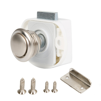 JA103 Ключалка за RV врати и шкафове с бутон дръжка – цинкова сплав, повърхност никел-хром, тегло 40 g, живот над 30k цикъла