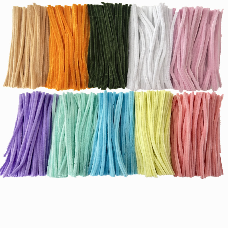 Rūpīgi izgatavots pūkains komplekts ar vērpšanas nūjiņām – pūķa kucēns, izglītojoša demontāžas un salikšanas rotaļlieta jauniešiem, Ella Toys