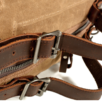 Τσάντα ώμου από κερωμένο καμβά με αμερικανικό στρατιωτικό στυλ και φθαρμένο φινίρισμα; χωρητικότητα 36–55 L; διαπνέουσα, αδιάβροχη, ανθεκτική στη φθορά; μοντέλο 9518; Makawa/MUCHUAN