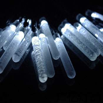 LED burbulų stulpų šviesos, modelis GY-0070, 0.6W, IP65, baterijomis maitinami, mygtuko valdymas, šventinei dekoracijai langams ir Kalėdų eglei