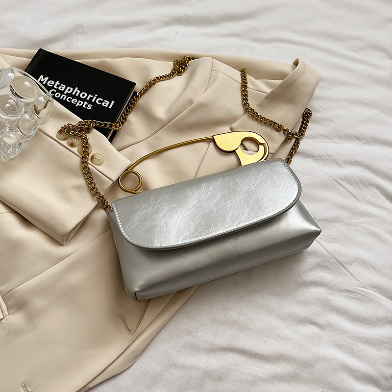 PU anyagú válltáska, utcai stílus, vízszintes négyzet alakú forma, mágneses zár, poliészter bélés