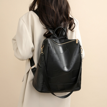 Γυναικείο σακίδιο PU • αστικός μινιμαλισμός • κλείσιμο με φερμουάρ • εσωτερικό με φερμουάρ και θήκη για κινητό • τριδιάστατη εξωτερική τσάντα