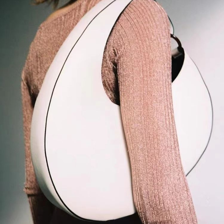 Geantă pentru subraț, formă ovală, material PU, închidere magnetică, buzunar intern pentru ID, curea simplă