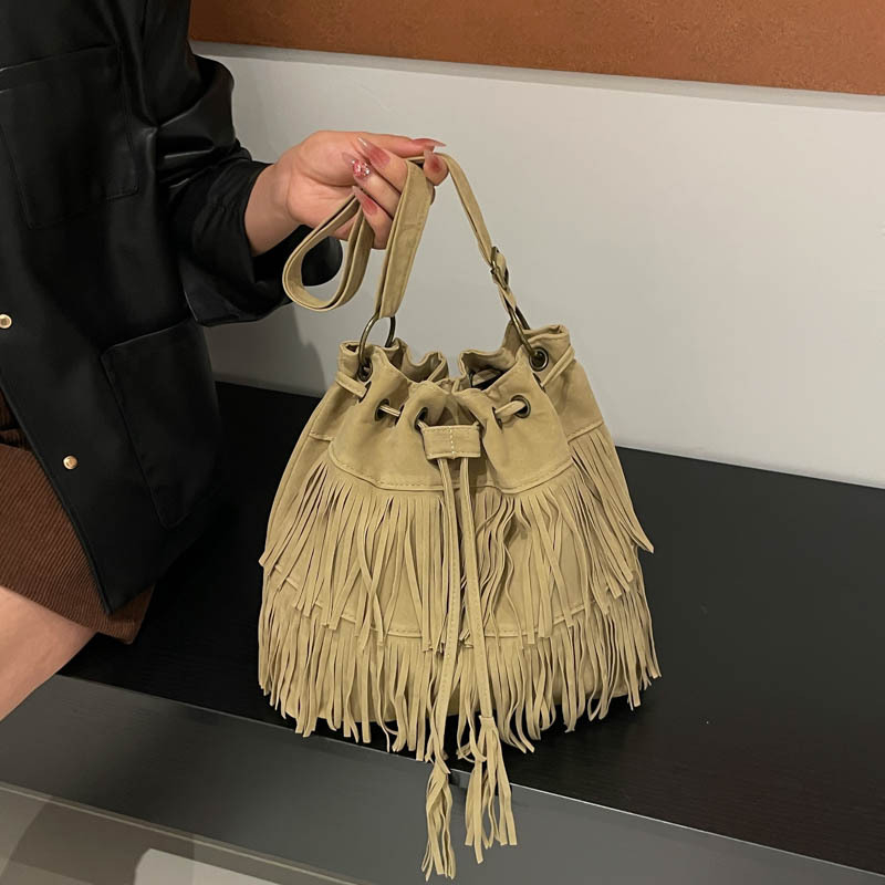 Bei Fanxi Corduroy Drawstring Bucket táska, cipzáras zseb, poliészter belső, bojt rész — egy oldalsó pánttal, mindennapi használatra
