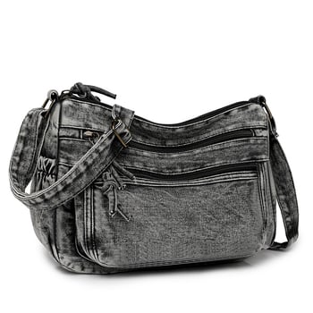 Denim keresztpántos válltáska utcai trendben, vízszintes négyszög alakú forma, belső cipzáros zseb, cipzáras nyitás