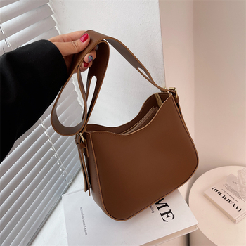 Τσάντα Tote PU, αστικός μινιμαλισμός, οριζόντια τετράγωνη μορφή, φερμουάρ ανοίγματος, θήκη για κινητό