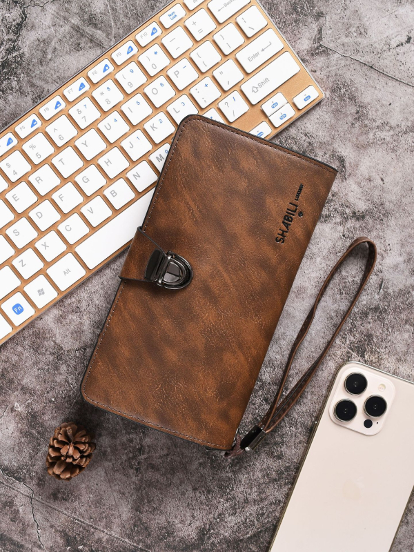 Vīriešu PU klutch maks – Sapele zīmols – pavasaris 2025 (Materiāls: PU; Zīmols: Sapele; Kategorija: Vīriešu PU klutch maks; Dzimums: Vīrietis; Publicēšana: 2025. gada pavasaris)