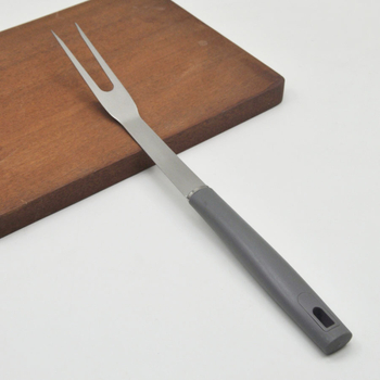 3 dalių nerūdijančio plieno kepsninės įrankių rinkinys su šakute, lopata ir klipu, PP rankenos