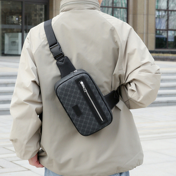 Мъжка PU чанта за гърди с геометричен принт, голям капацитет, презрамка през рамо, защита на гръбнака