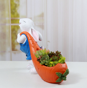 Γλάστρα από ρητίνη με χειροποίητο μοτίβο λαγουδάκι για επιτραπέζια χρήση — ζωικό σχέδιο, χειροποίητη βαφή, κατασκευή με γέμισμα