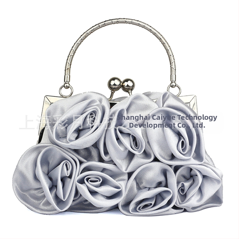 Vakara soma ar rozes motīvu, zīda ārējā daļa, dumpling stila siluets, poliestera oderes iekšdaļa, ikdienas lietošanai