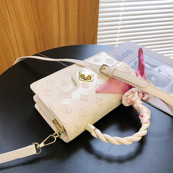 Női PU crossbody táska fedéllel, négyzet alakú, utcai stílus, vízszintes négyzet alak, cipzáras zseb