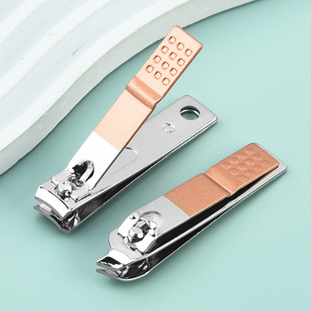 Σετ κοπτών νυχιών για μανικιούρ — 7 τεμάχια, από άνθρακα και ανοξείδωτο χάλυβα, PP θήκη