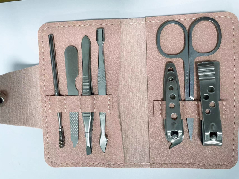 Комплект инструменти за подрязване на нокти • неръждаема стомана • 7-частен комплект • Марка Five Cows