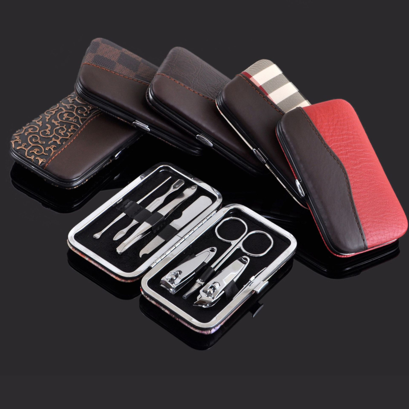 Комплект за подрязване на нокти, 7 части, неръждаема стомана, нетно тегло 100 g, срок на годност 5 години