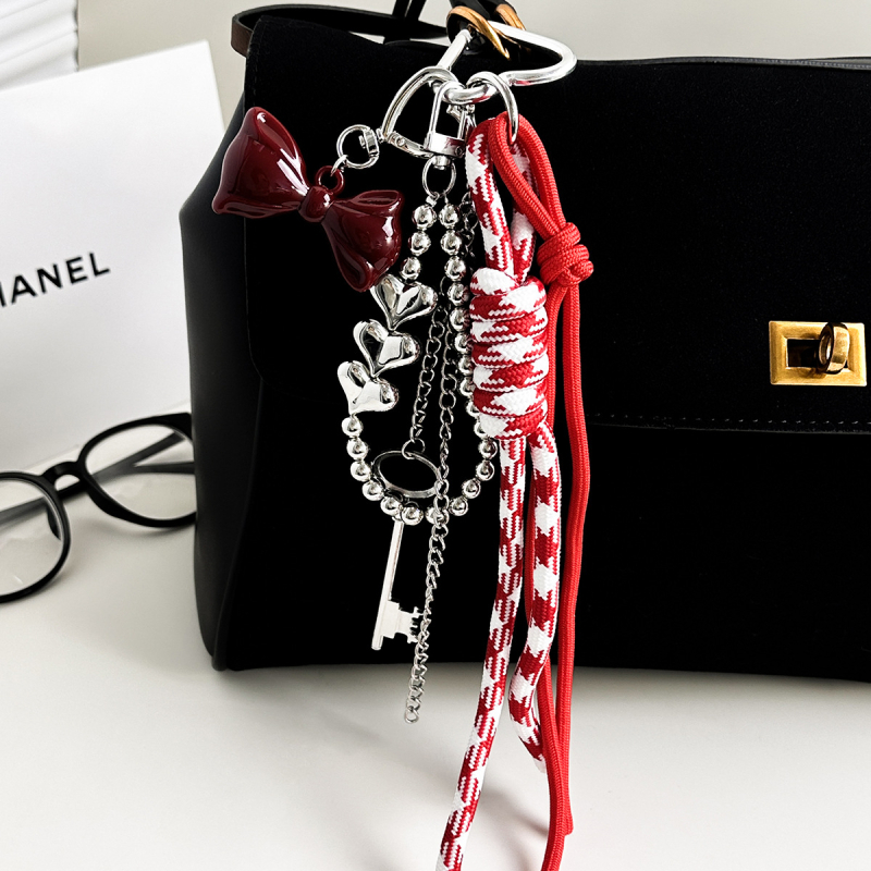 Raktų pakabukas – derva, korėjiečio stiliaus, atskirai įpakuotas, tinkamas kaip dovana vestuvėms, gimtadieniams, baigimo proga