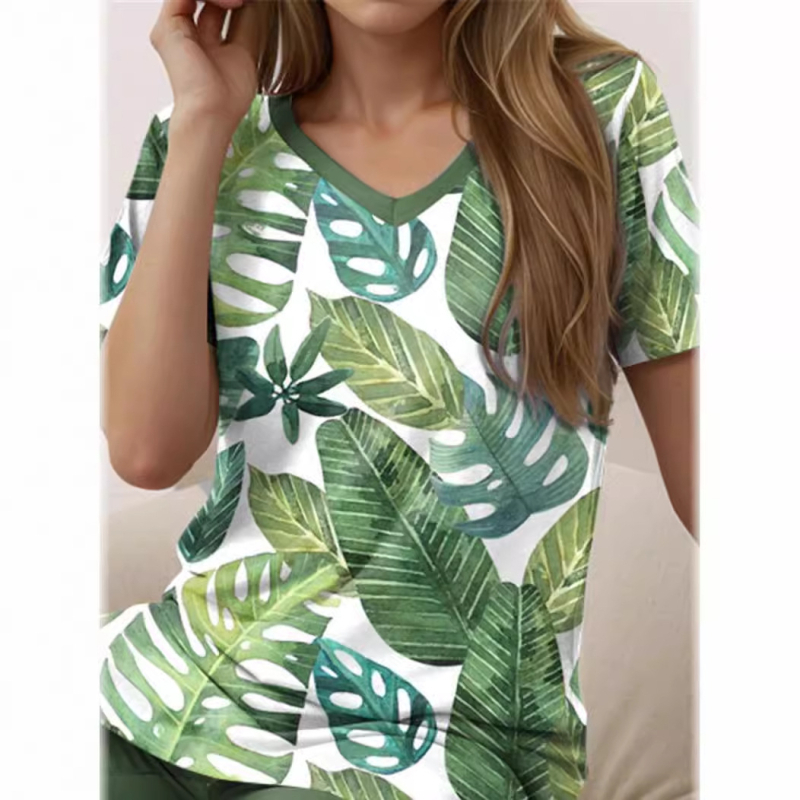 Tricou cu model graffiti, decolteu în V, mâneci scurte, poliester 95%+