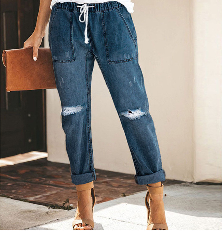 Jeansi cu finisaj spray-wash, croială drept, stil street-hipster; bumbac-elastan; pânză de in 30-50%; căptușeală acrilică