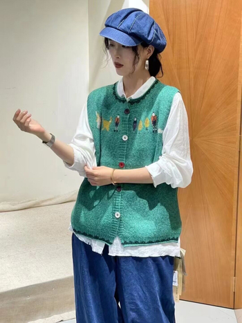 Γυναικείο γιλέκο από μάλλινο πλεκτό ζακάρ, μοτίβο anime, στρογγυλός λαιμός, άνετη γραμμή, φθινόπωρο 2024