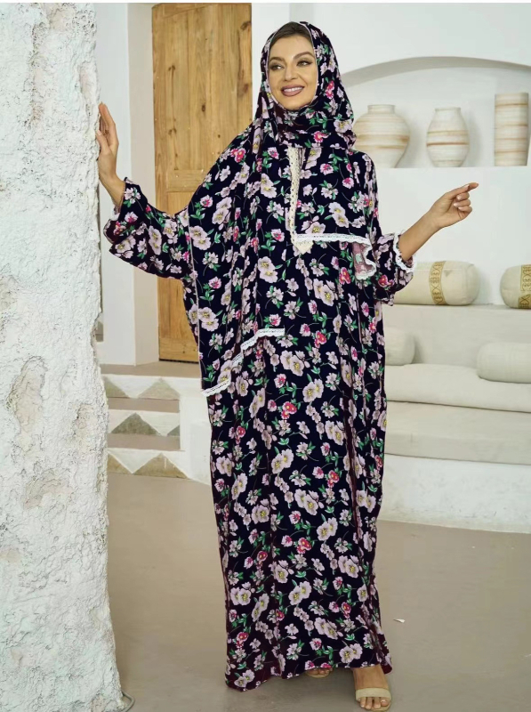 Kaftanska haljina od rayona s floralnim printom, šalni ovratnik, dugi rukavi, ravni kroj