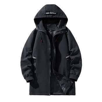 Ανδρικό μπουφάν με κουκούλα, αντιανεμικό, με σταθερό γιακά, φερμουάρ και τσέπες τύπου patch