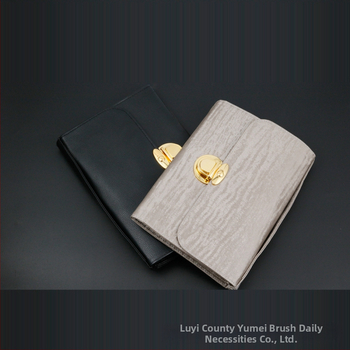 Σετ 26 πινέλων μακιγιάζ από τρίχες ζώων με ξύλινα χερούλια, μακριές λαβές, περιλαμβάνονται πινέλα σκιάς ματιών