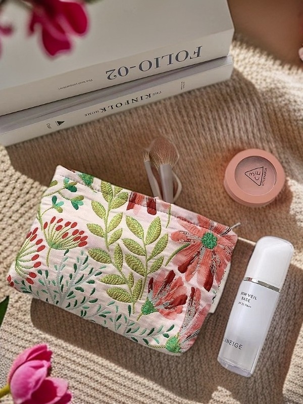 Geantă cosmetică din pânză, model floral — Blings; pentru depozitare; unisex; utilizare zilnică (Pânză • Model floral • Blings • Pentru depozitare • Unisex)