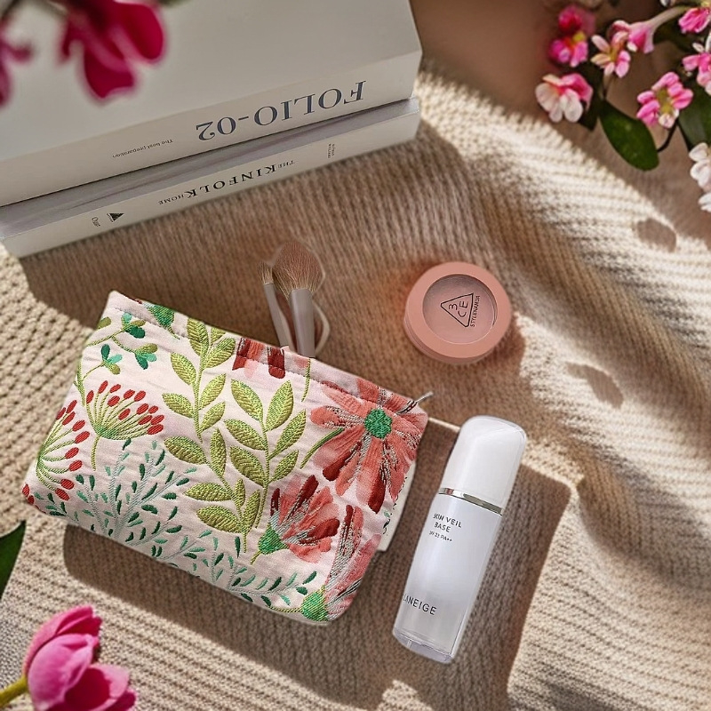 Geantă cosmetică din pânză, model floral — Blings; pentru depozitare; unisex; utilizare zilnică (Pânză • Model floral • Blings • Pentru depozitare • Unisex)