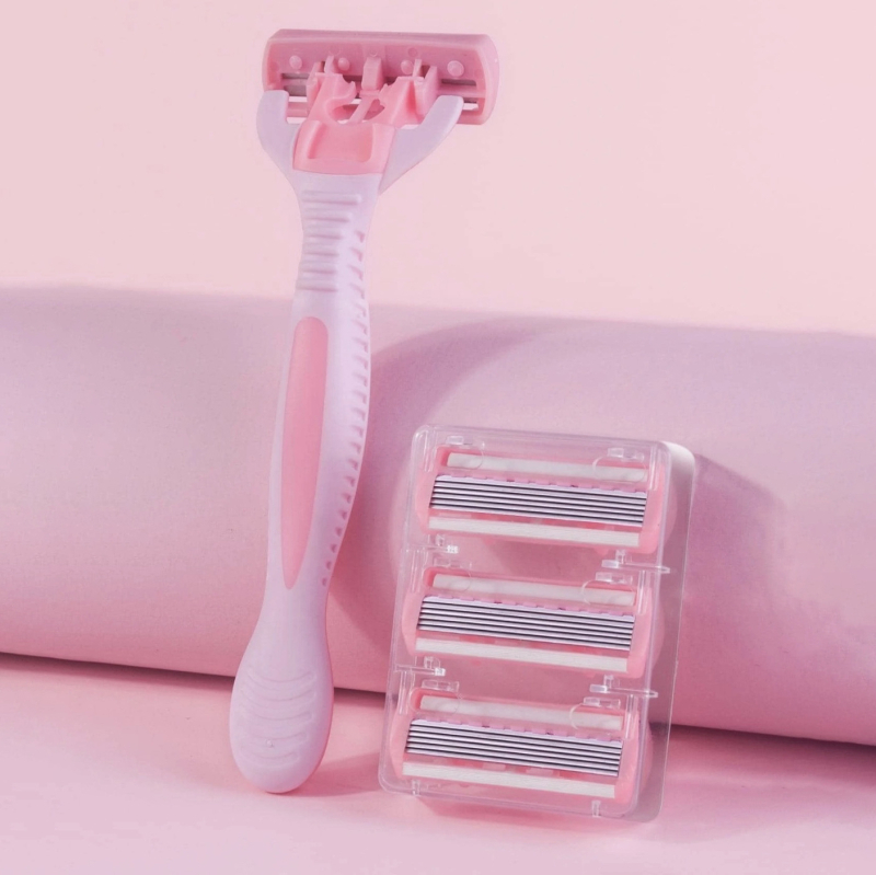 Γυναικεία χειροκίνητη ξυριστική μηχανή με αντιολισθητική λαβή και έξι στρώσεις λεπίδων από ανοξείδωτο ατσάλι