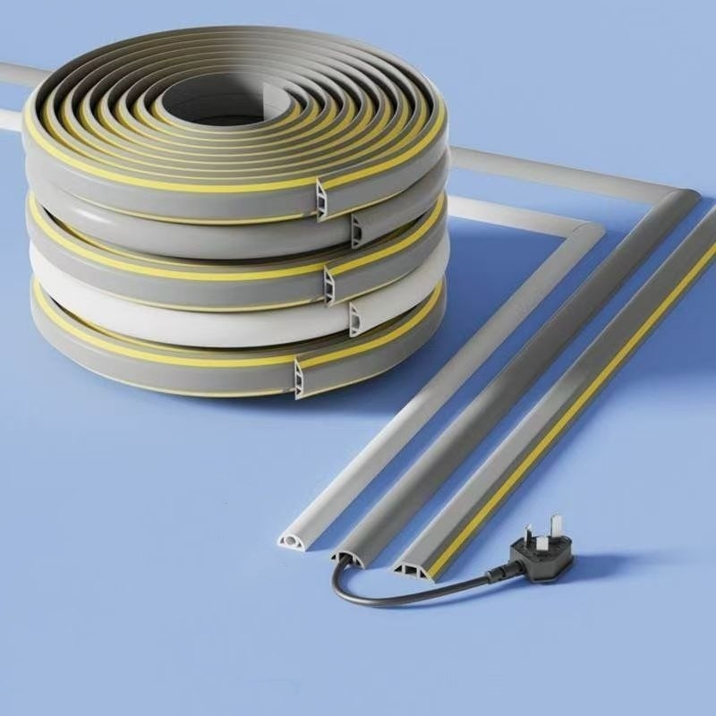 Öntapadós PVC padló kábelcsatorna, vastagabb szigetelés és csúszásmentes kialakítás