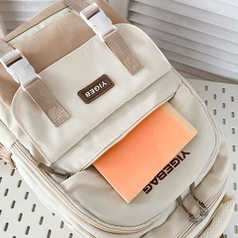 Раница за ученици – нейлон, вместимост 20–35 л, за лаптоп до 15 инча, извита презрамка, подплата полиестер, стил уличен