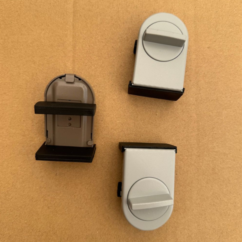 Langų apsaugos spyna be perforacijos vaikams — (kodas Xzs-3-7; prekinis ženklas Independent; pakuotė 200)