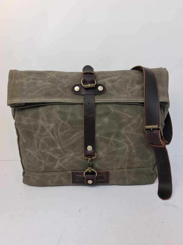 Унисекс кръстосана чанта през рамо от платно с кожена подплата