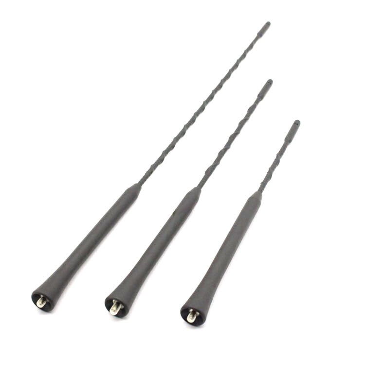 Автомобилна антена за радио, резбов монтаж, AM/FM, универсална съвместимост с повечето модели, срок на експлоатация 200