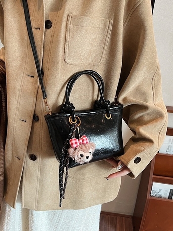 Bucket bag, PU δέρμα, αστικός μινιμαλισμός, μαγνητικό κλείσιμο, εσωτερική τσέπη με φερμουάρ