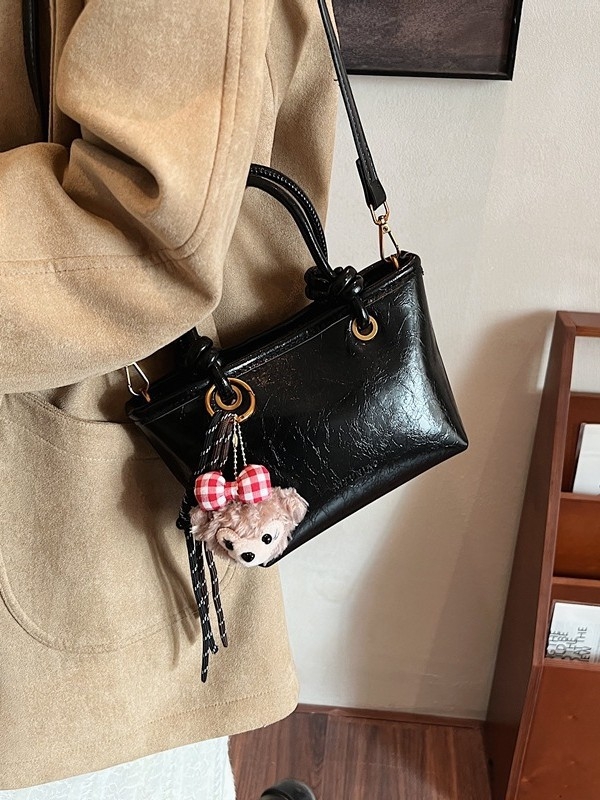 Bucket bag, PU δέρμα, αστικός μινιμαλισμός, μαγνητικό κλείσιμο, εσωτερική τσέπη με φερμουάρ