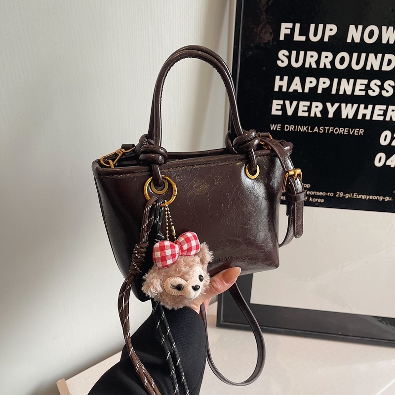 Bucket bag, PU δέρμα, αστικός μινιμαλισμός, μαγνητικό κλείσιμο, εσωτερική τσέπη με φερμουάρ