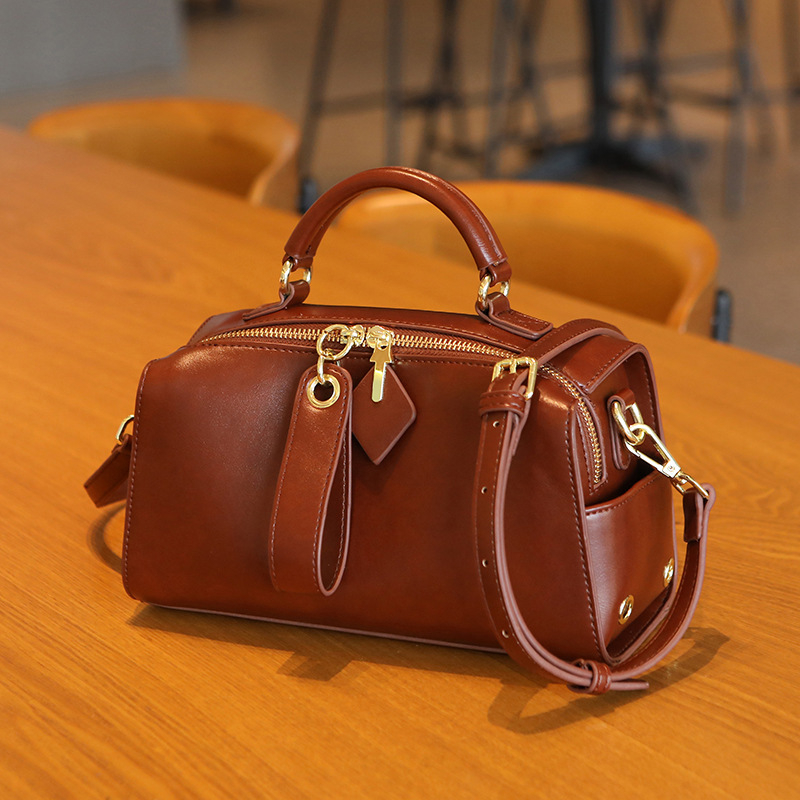 Vállon átívelő Pillow Bag - Urban Simplicity, PU, vízszintes négyszög alakú, cipzár