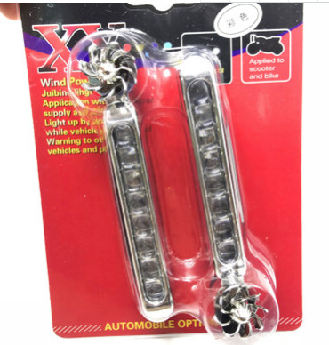 Automašīnas priekšējā restes dienas gaismas — ABS LED, 12V, 8W, 0,2A, kalpošanas laiks 100000h