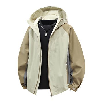 Jaka ar kapuci, brīva piegriezuma, ūdensnecaurlaidīga un vēja izturīga, poliesteres audums