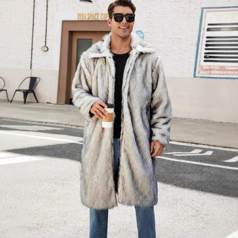 Ilgas dirbtinio kailio paltas su apykakle, pūkuota vidinė apdaila, reguliuojamos rankovės, miesto stilius