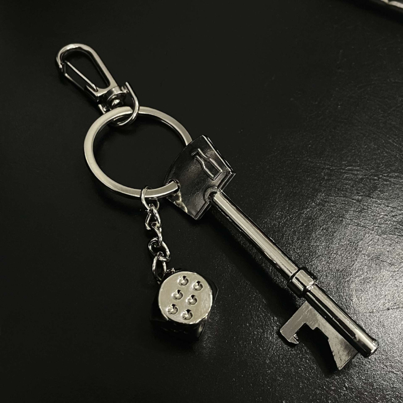 Breloc pentru chei cu zar din aliaj, stil Ins, ornament pentru geantă, origine Shantou, primăvara 2025