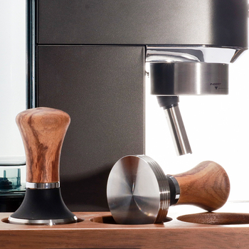 Huayi πρέσα καφέ σκόνης, καρυδιάς ξύλο και ανοξείδωτος χάλυβας, μοντέρνος μινιμαλιστικός στυλ; περιλαμβάνει σφυρί σκόνης; κατάλληλη για μπαρ, καφέ και εστιατόριο