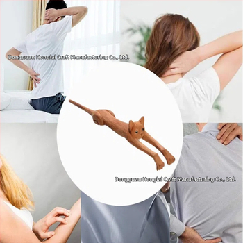 Ξύλινος μασάζ για την πλάτη με μακριά λαβή, σε σχήμα γάτας