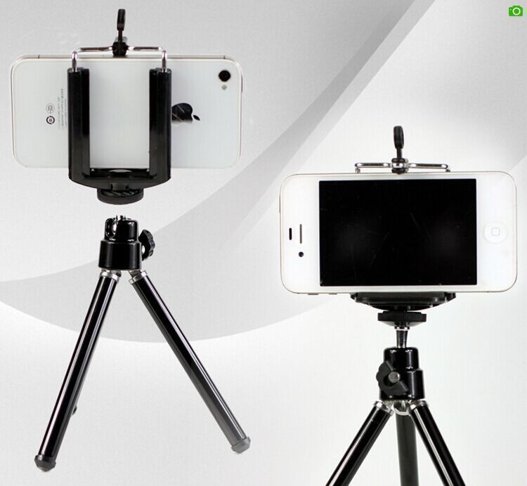 Mini asztali telefonhoz tervezett tripod, 2-szekciós teleszkópos – alumínium-plasztikából készített; kompatibil 45–85 mm-es telefonokhoz; magasság 11–22 cm; maximális teher 1