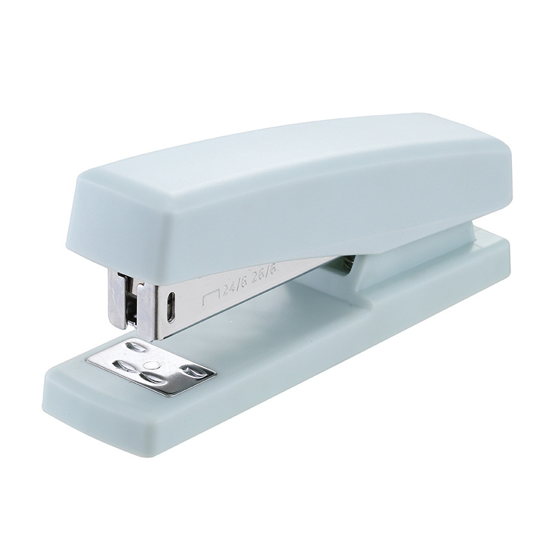 Segiklis B3113 – vidutinio tipo segiklis, įrišimo talpa 25 puslapiams, adatos tipas 24/6, įrišimų skaičius 25