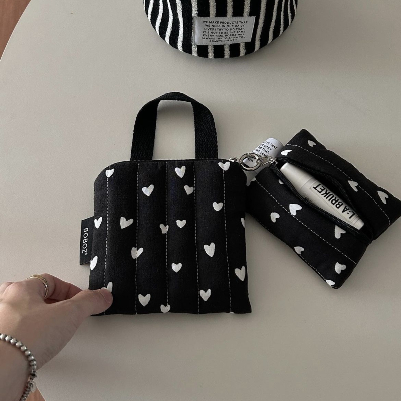 Novčanik za sitne novčiće, poliester, točkasti uzorak i srca, urbano minimalistički stil, unisex