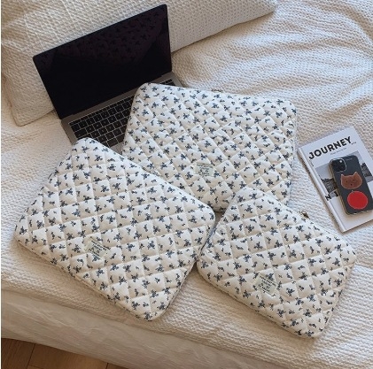 Gėlių planšetinio kompiuterio ir nešiojamojo apsauginė rankinė – ultra lengva, medvilnė ir linas, vidus drobė, gėlių raštas