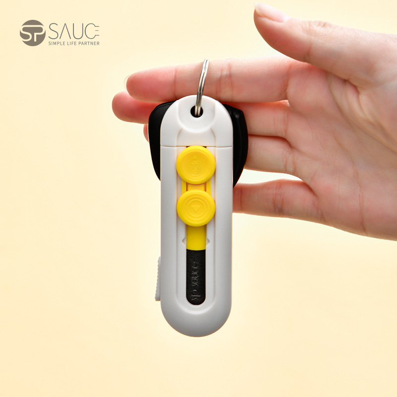 Κόφτης για άνοιγμα συσκευασιών με μαγνητική πρόσφυση – SP SAUCE Art knife, υλικά: ABS, ανοξείδωτο ατσάλι, μαγνήτης, Τεφλόν; βάρος 28,5 g